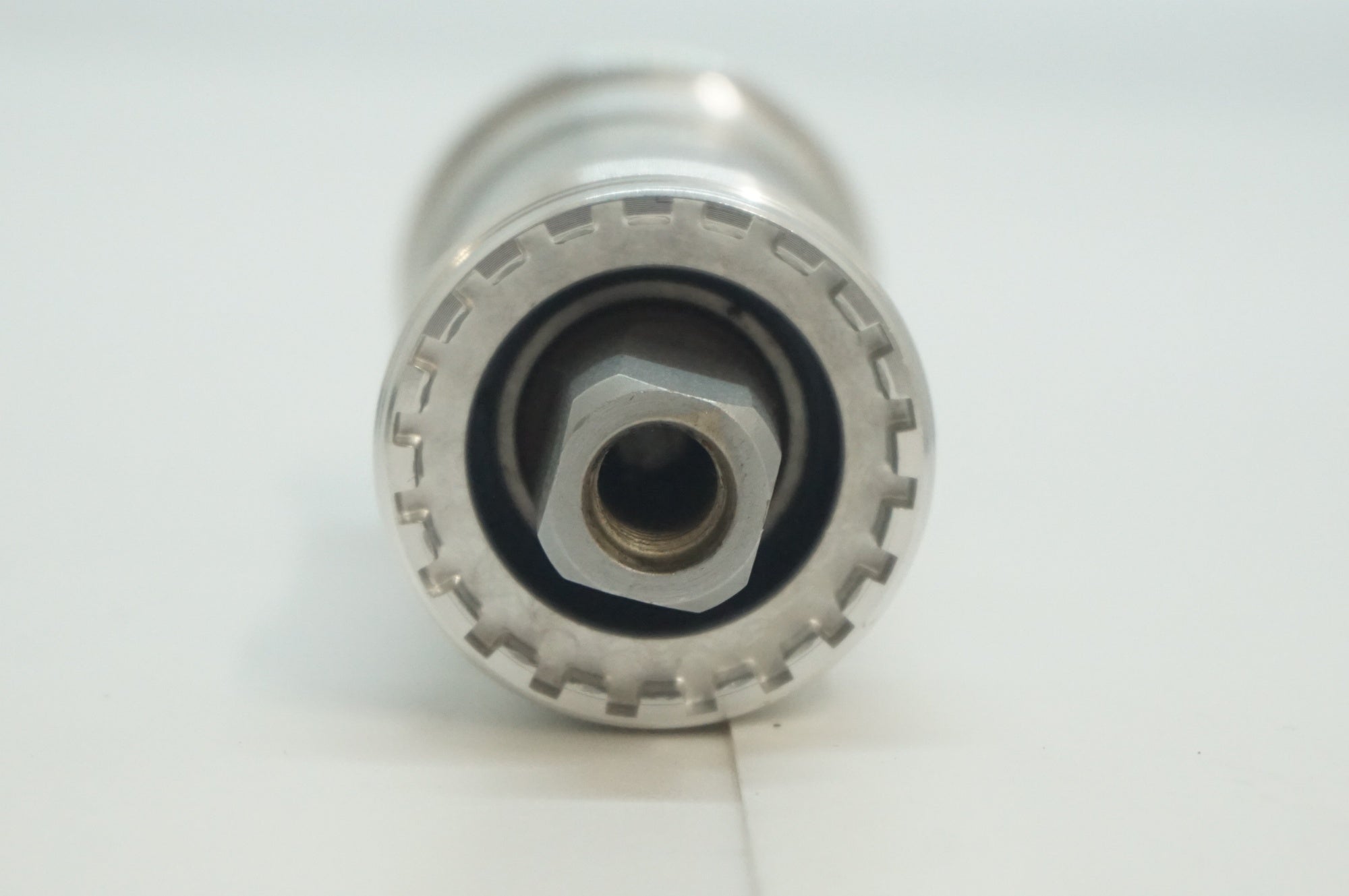 TANGE 「タンゲ」 LN7922 ボトムブラケット / 福岡店