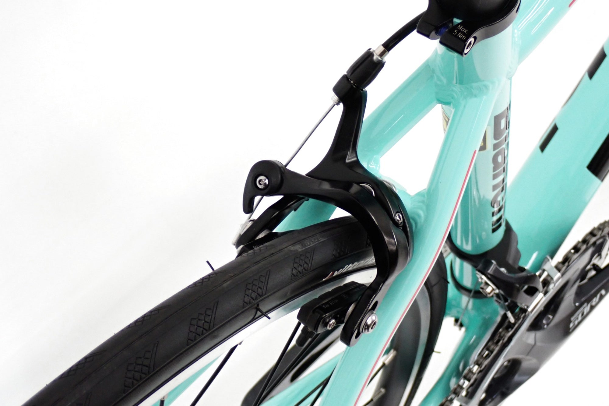 BIANCHI 「ビアンキ」 BERGAMO SORA 2025年モデル ロードバイク