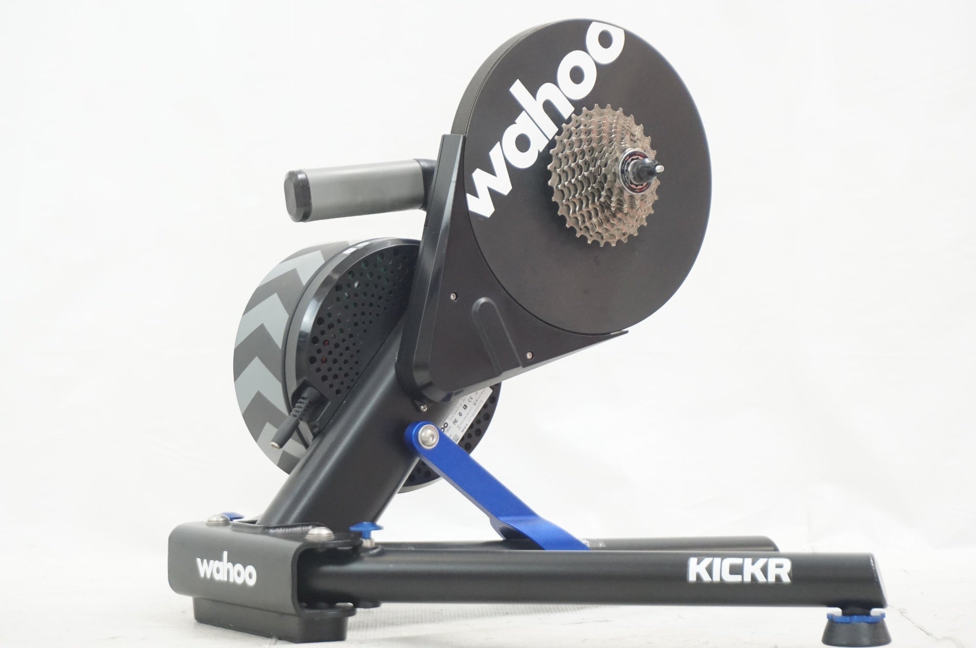 WAHOO 「ワフー」 KICKR V4 サイクルレーナー / 福岡アイランドシティ店