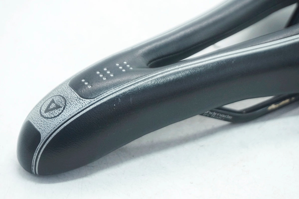 ASTUTE 「アスチュート」 PREAD サドル / 大阪門真店