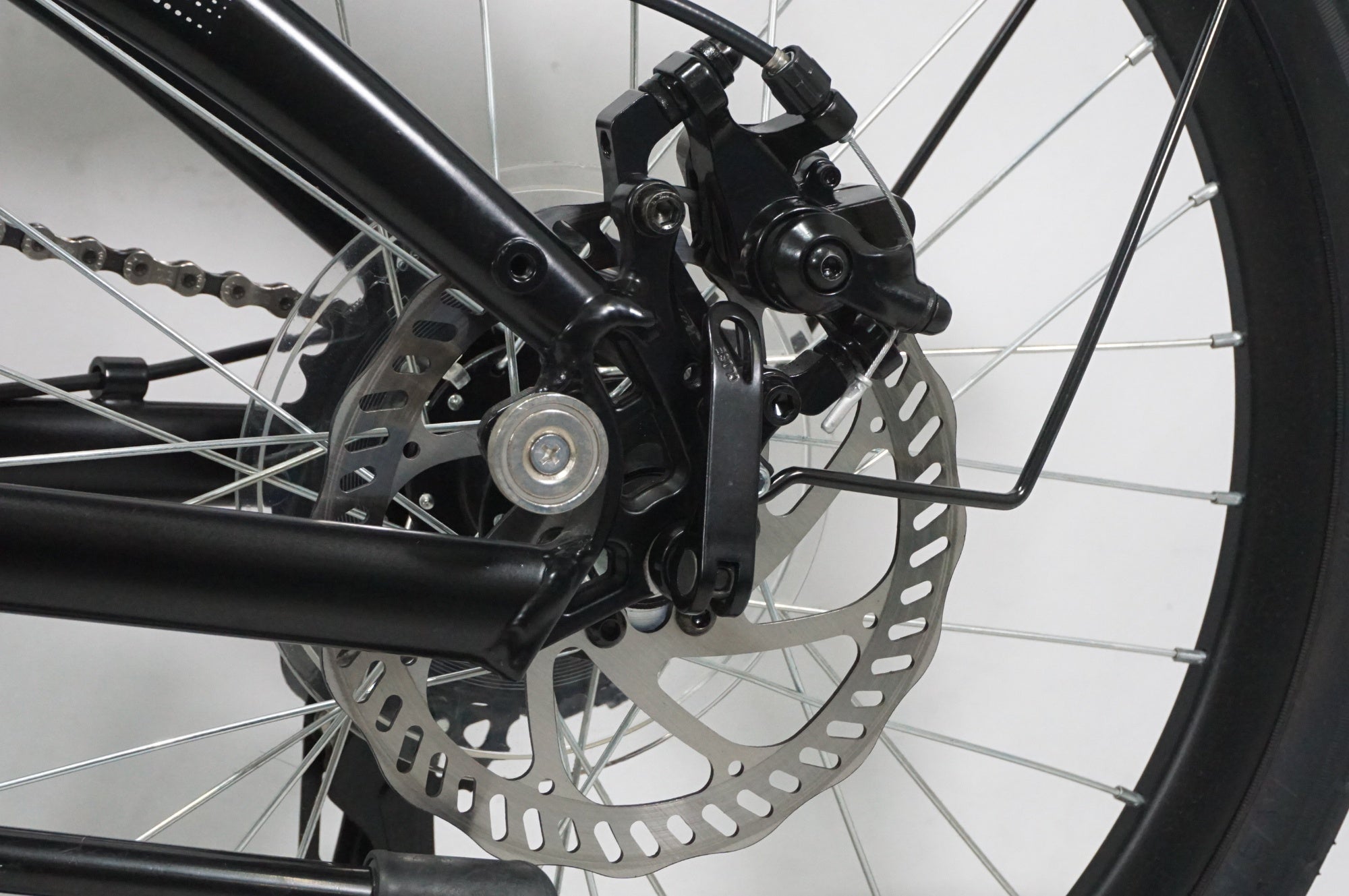 TERN 「ターン」 LINK B8 2023年モデル 20インチ 折りたたみ自転車 / AKIBA店