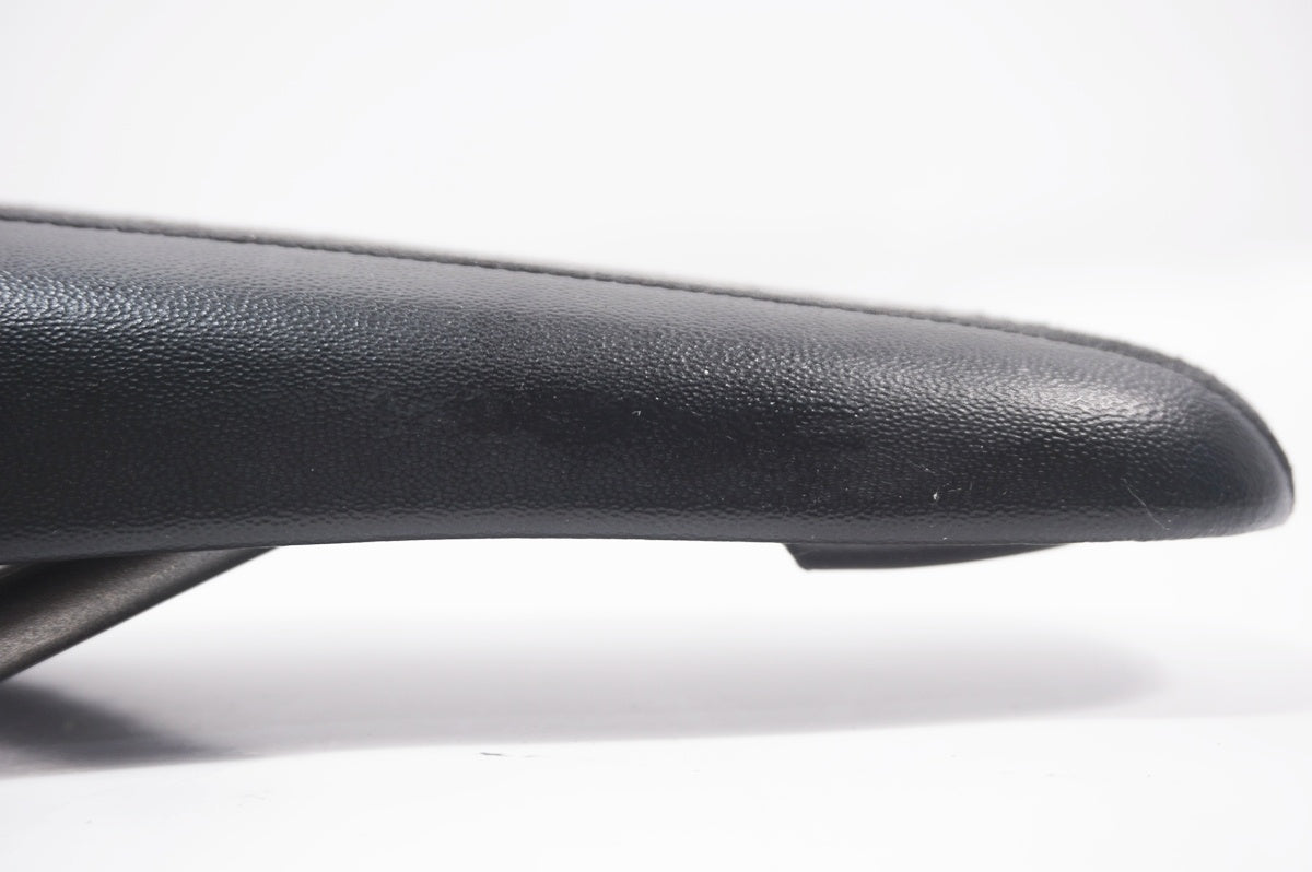 FIZIK 「フィジーク」 ARIONE サドル / バイチャリ世田谷店