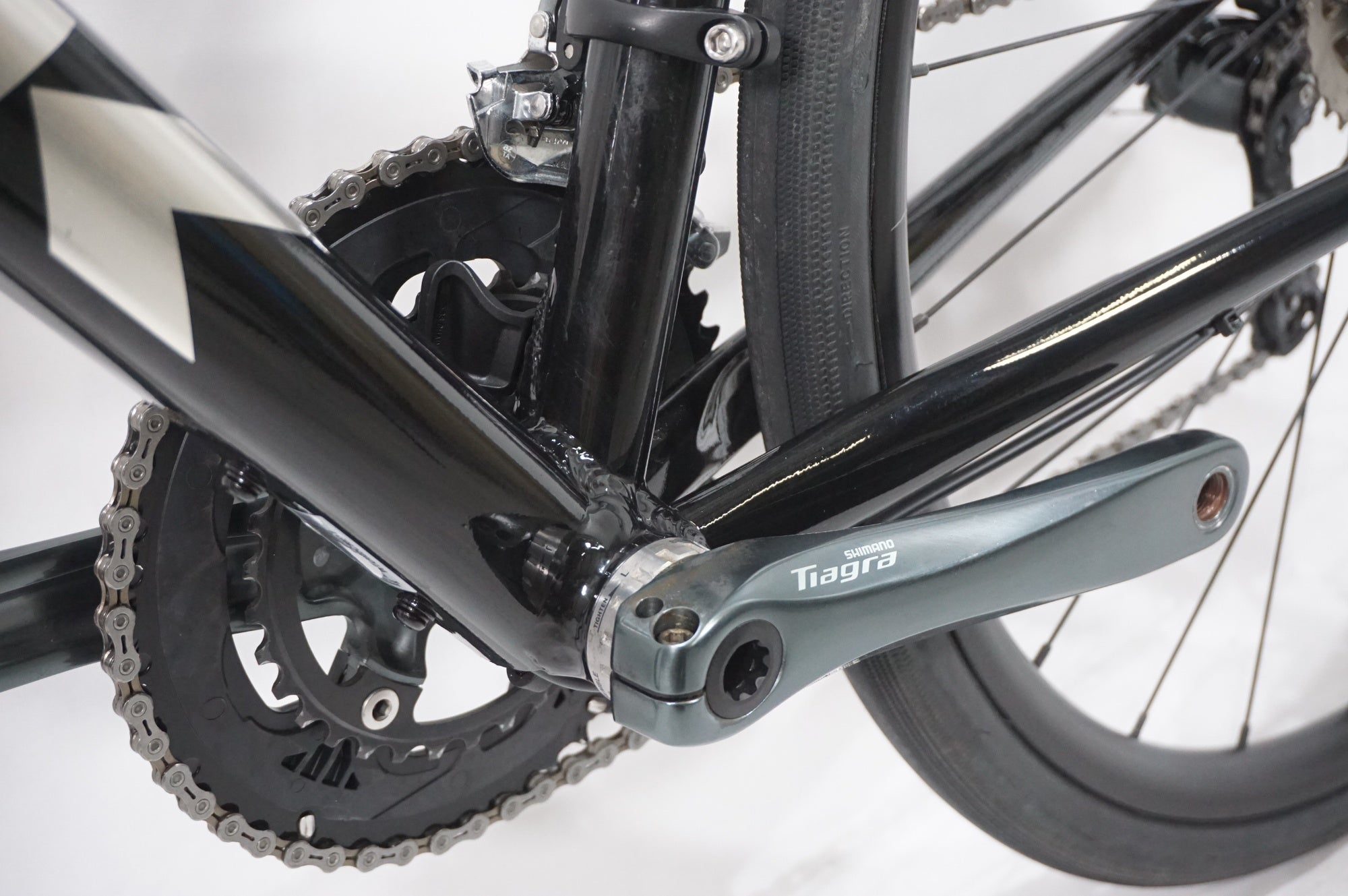 TREK 「トレック」 DOMANE AL 4 GEN 3 2022年モデル ロードバイク / AKIBA店