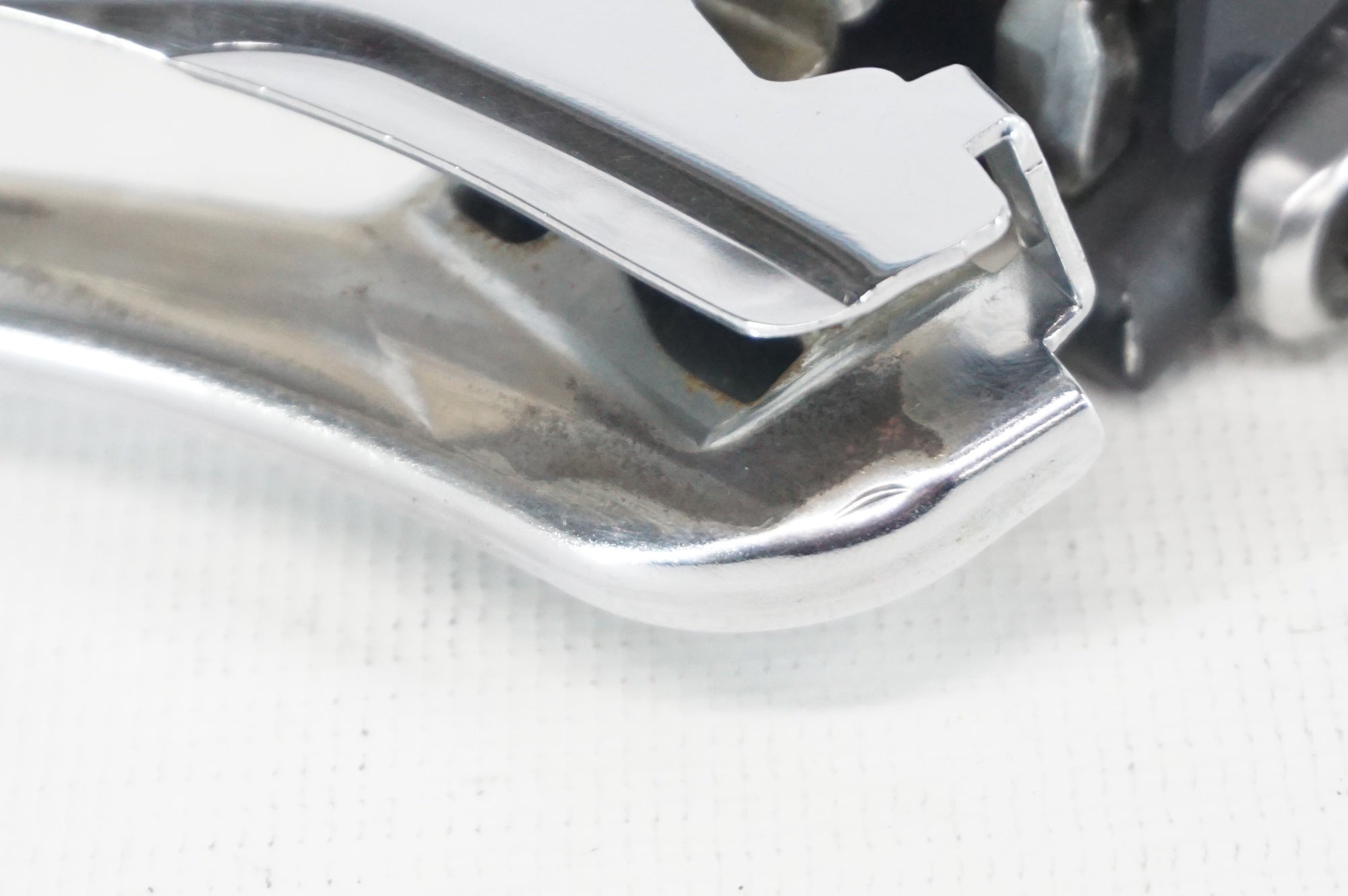 SHIMANO 「シマノ」 ULTEGRA FD-6870 フロントディレイラー / 阪急塚口店