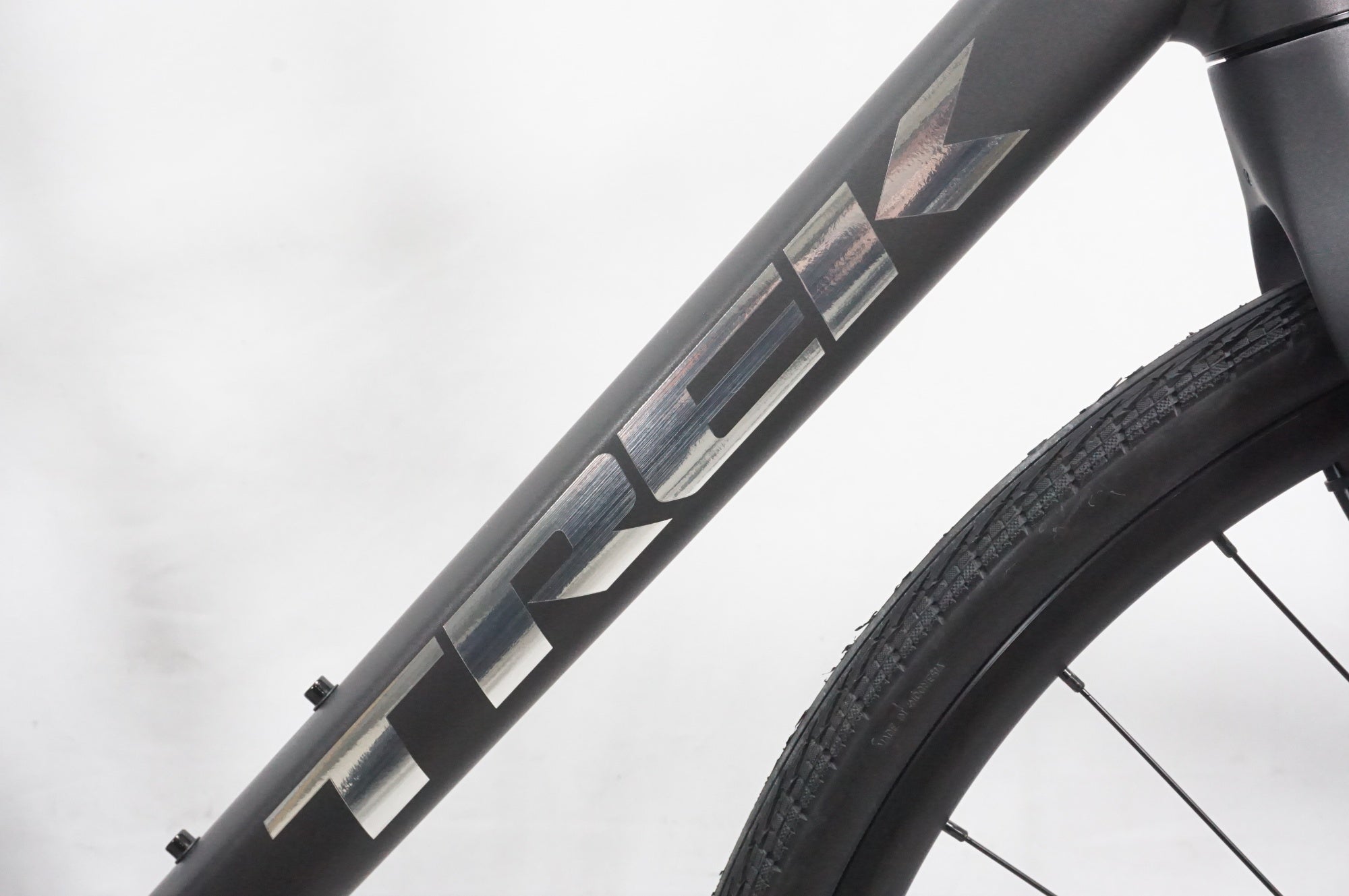 TREK 「トレック」 FX 3 DISC GEN3 2023年モデル クロスバイク / AKIBA店