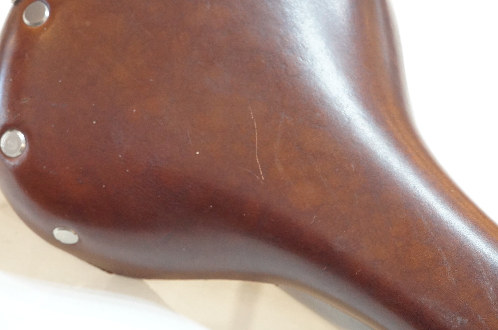 BROOKS 「ブルックス」 B15 SWALLOW サドル / 浦和ベース
