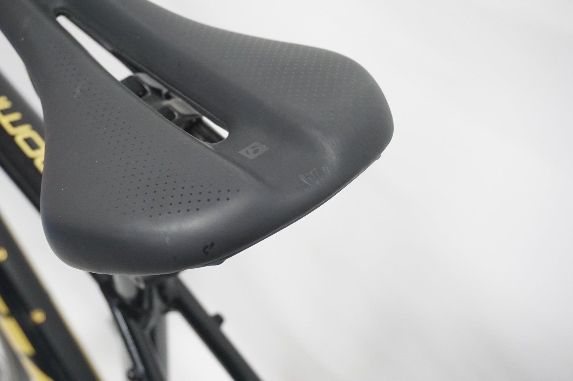 TREK 「トレック」 DOMANE AL2 DISC 2021年モデル ロードバイク / 福岡