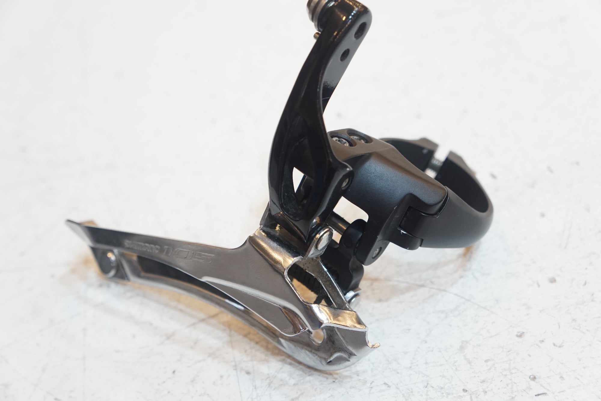 SHIMANO 「シマノ」 105 FD-5800 フロントディレイラー / バイチャリ浦和ベース