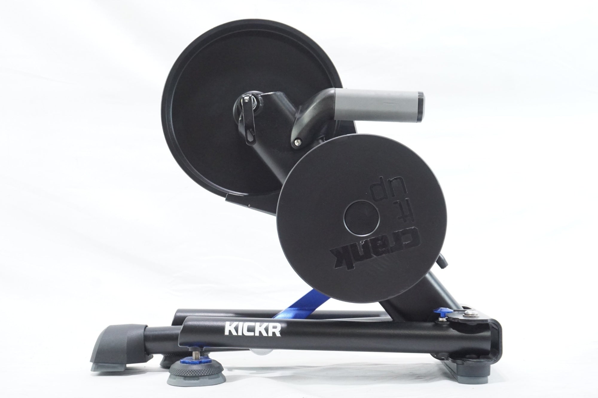 WAHOO 「ワフー」 KICKR V5 WF113 サイクルトレーナー / 中目黒店