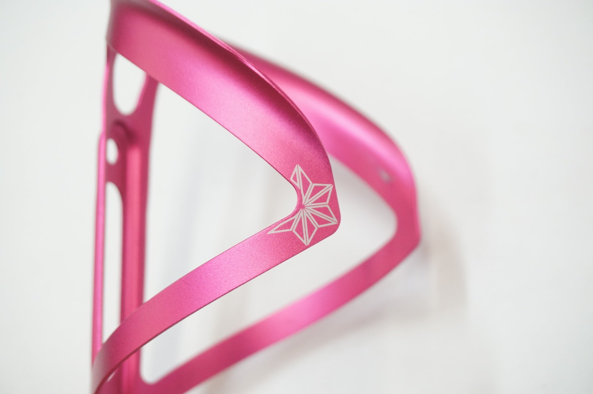 SUPACAZ 「スパカズ」 FLY CAGE ANO ボトルケージセット / 福岡店