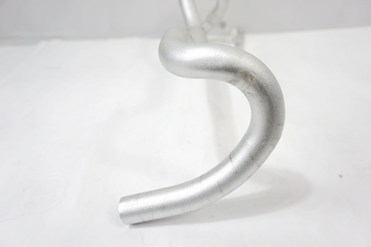 DIXNA 「ディズナ」 CROSS NEITHER2 φ31.8 440mm ハンドル / バイチャリ世田谷店