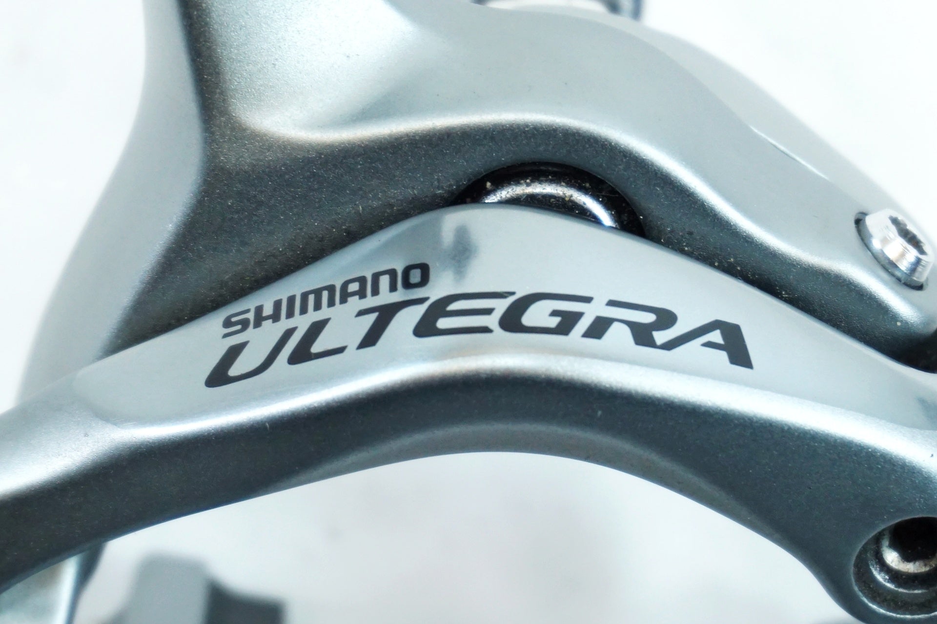 SHIMANO 「シマノ」 ULTEGRA BR-6700 キャリパーブレーキ / 有明