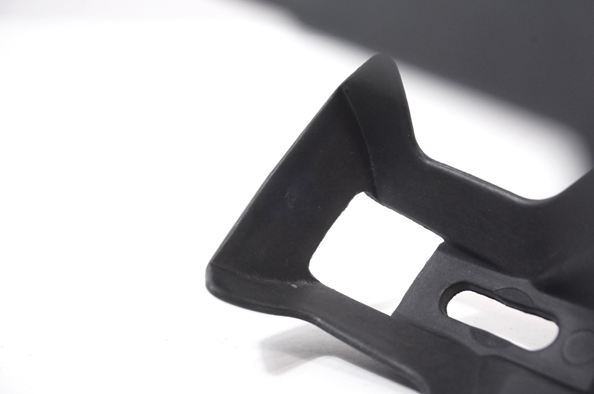 ELITE 「エリート」 DE ROSA カーボンボトルケージ / 世田谷店