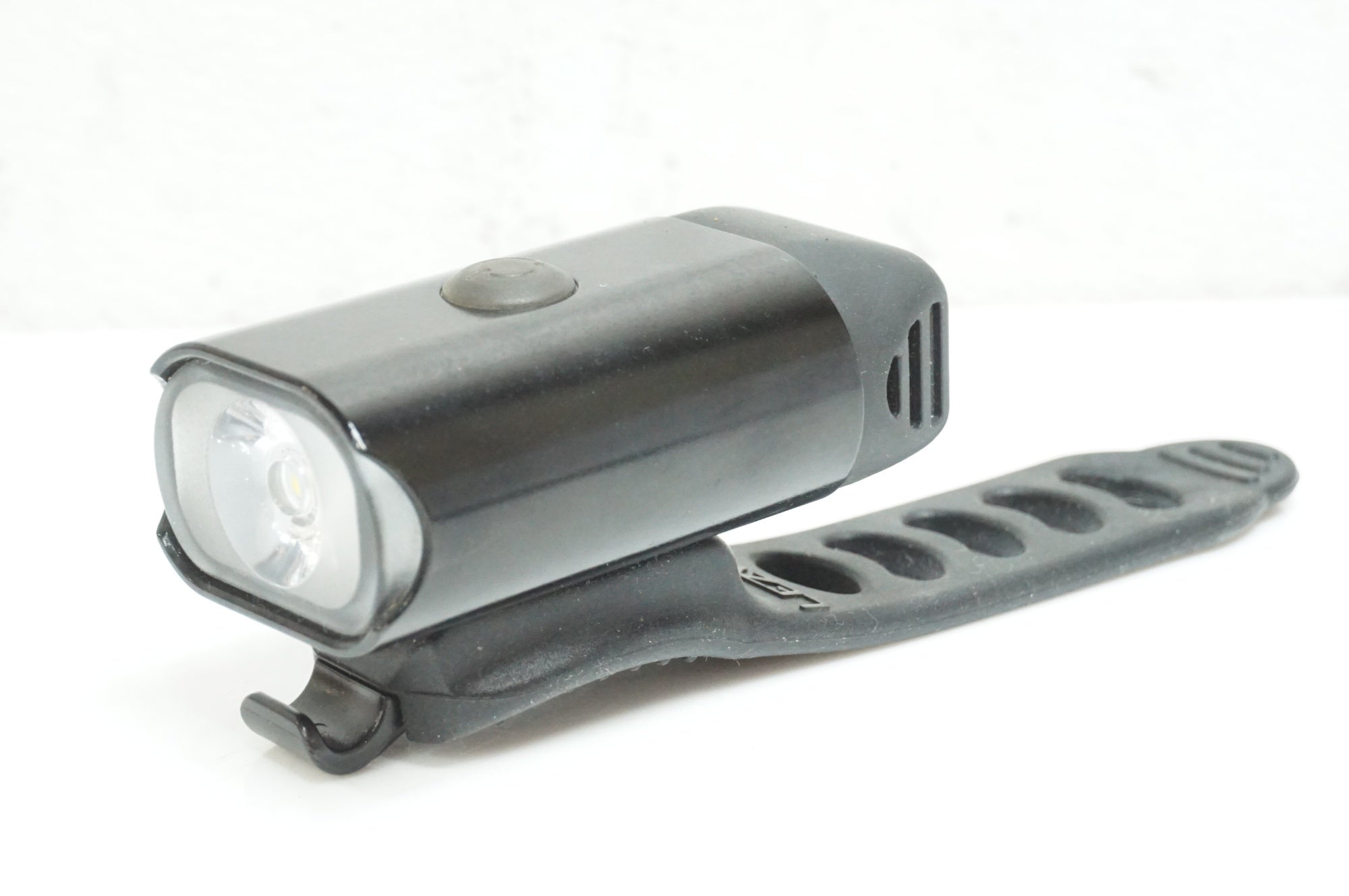 LEZYNE 「レザイン」 HECTO DRIVE 350XL フロントライト / 大宮店