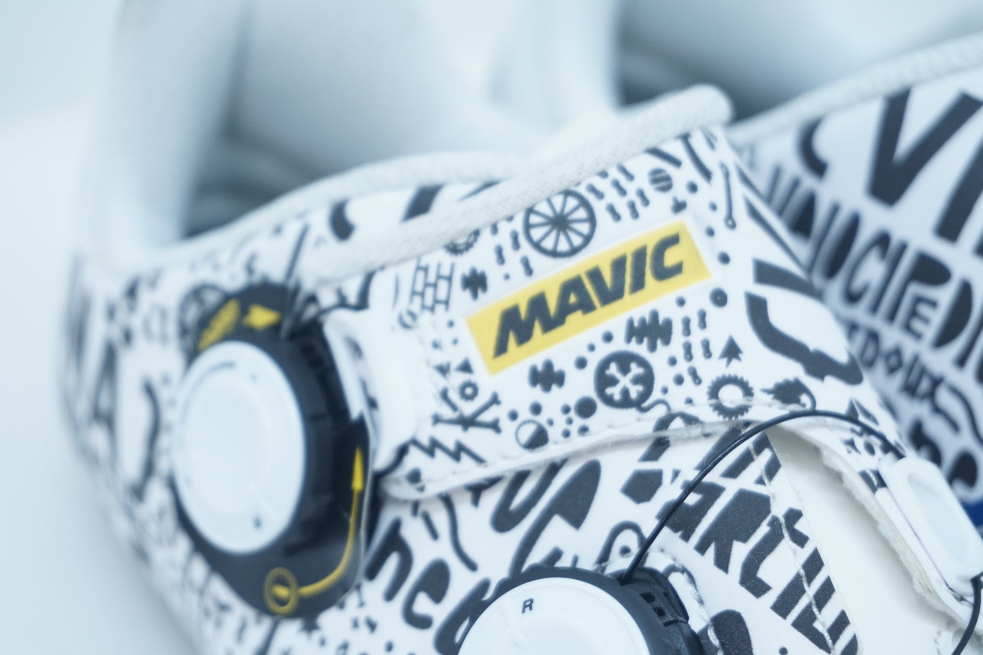 MAVIC 「マヴィック」 COSMIC PRO LTD2 26.5cm シューズ / 大阪美原北インター店