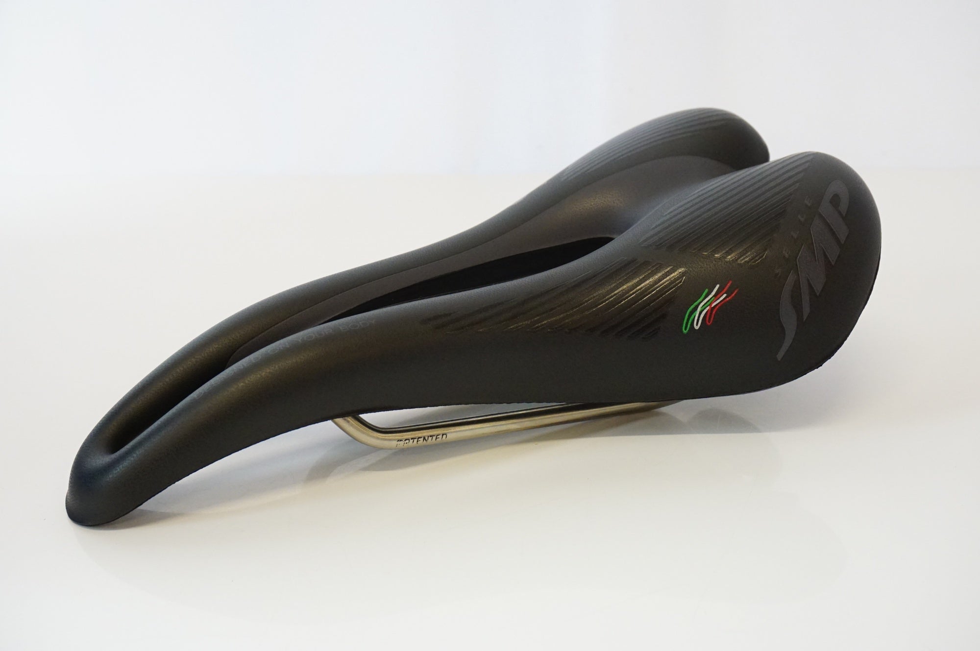 SELLE SMP 「セラエスエムピー」 HYBRID サドル / 浜松店