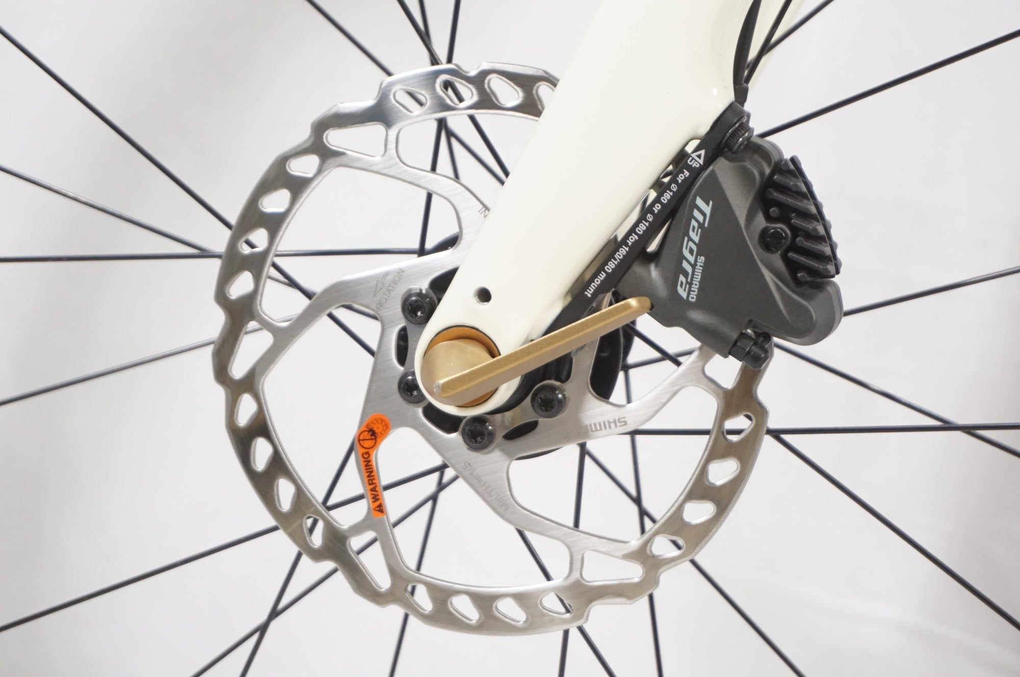 TREK 「トレック」 DOMANE AL 4 GEN4 2026年モデル ロードバイク