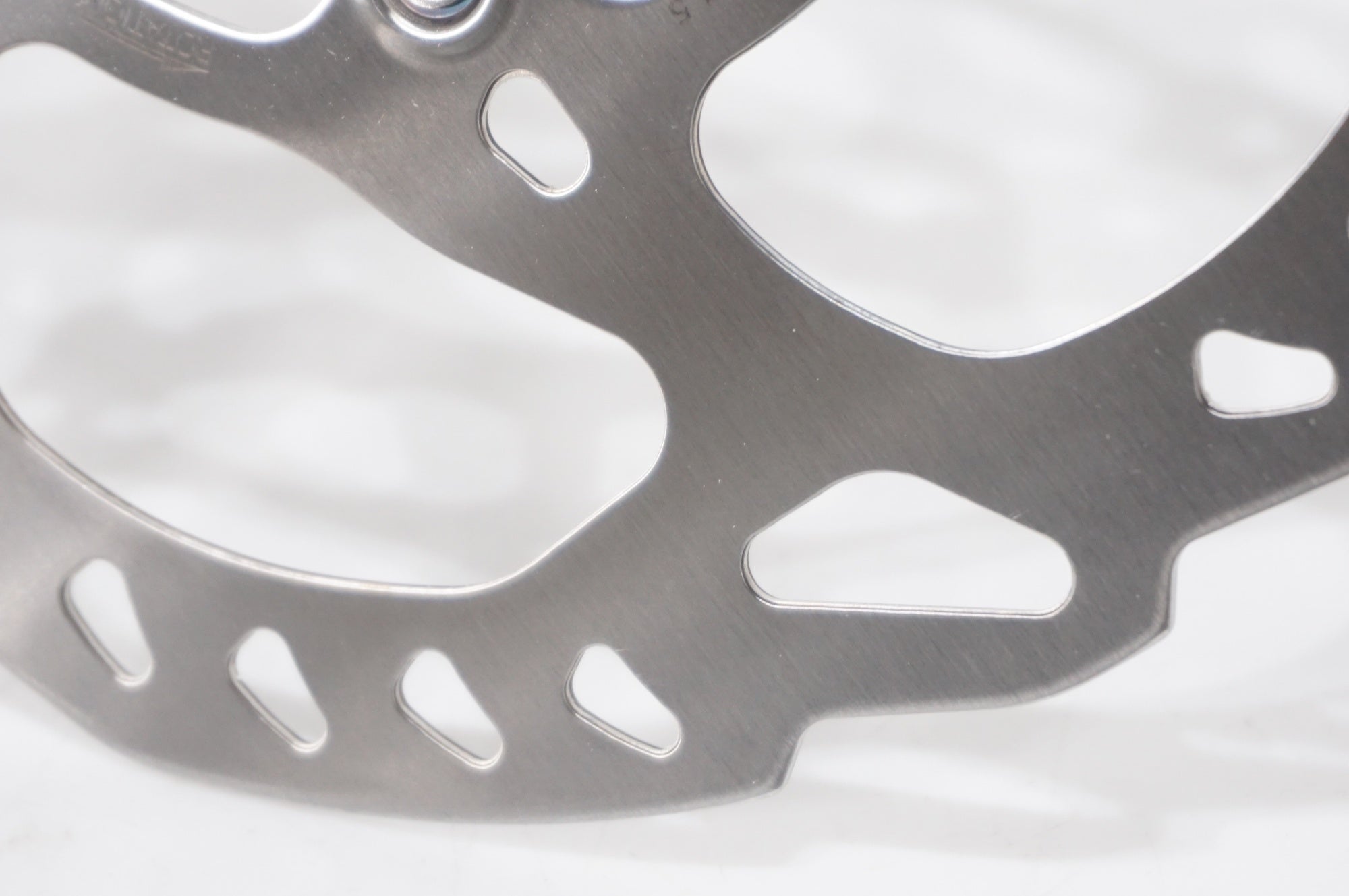 SHIMANO 「シマノ」 SM-RT70-M ディスクローター / AKIBA店