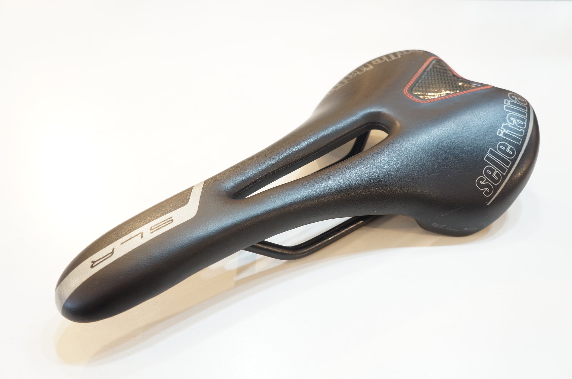 SELLE ITALIA 「セライタリア」 SLR サドル / バイチャリ浦和ベース