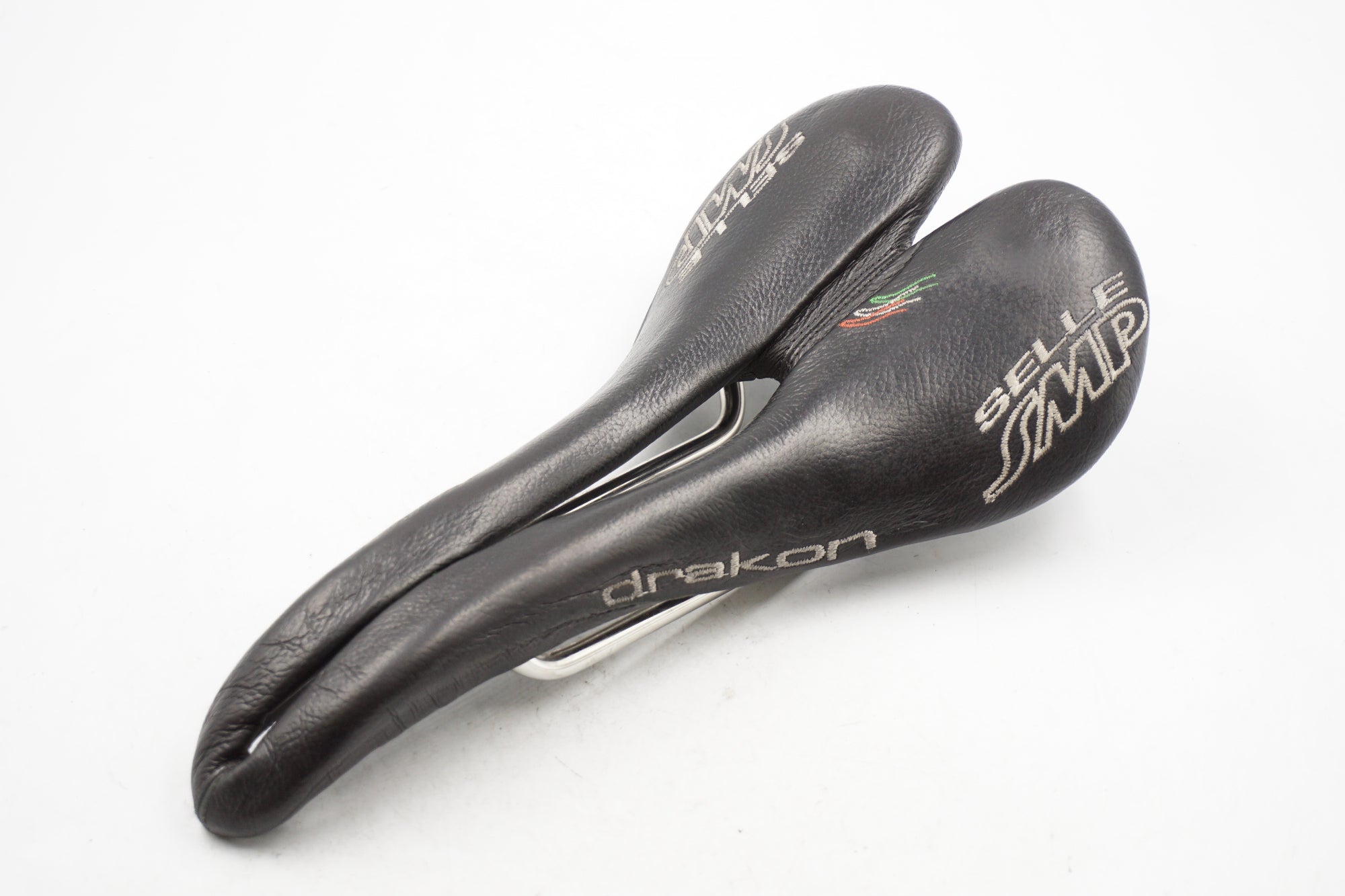 SELLE SMP 「セラエスエムピー」 DRAKON サドル / 奈良店
