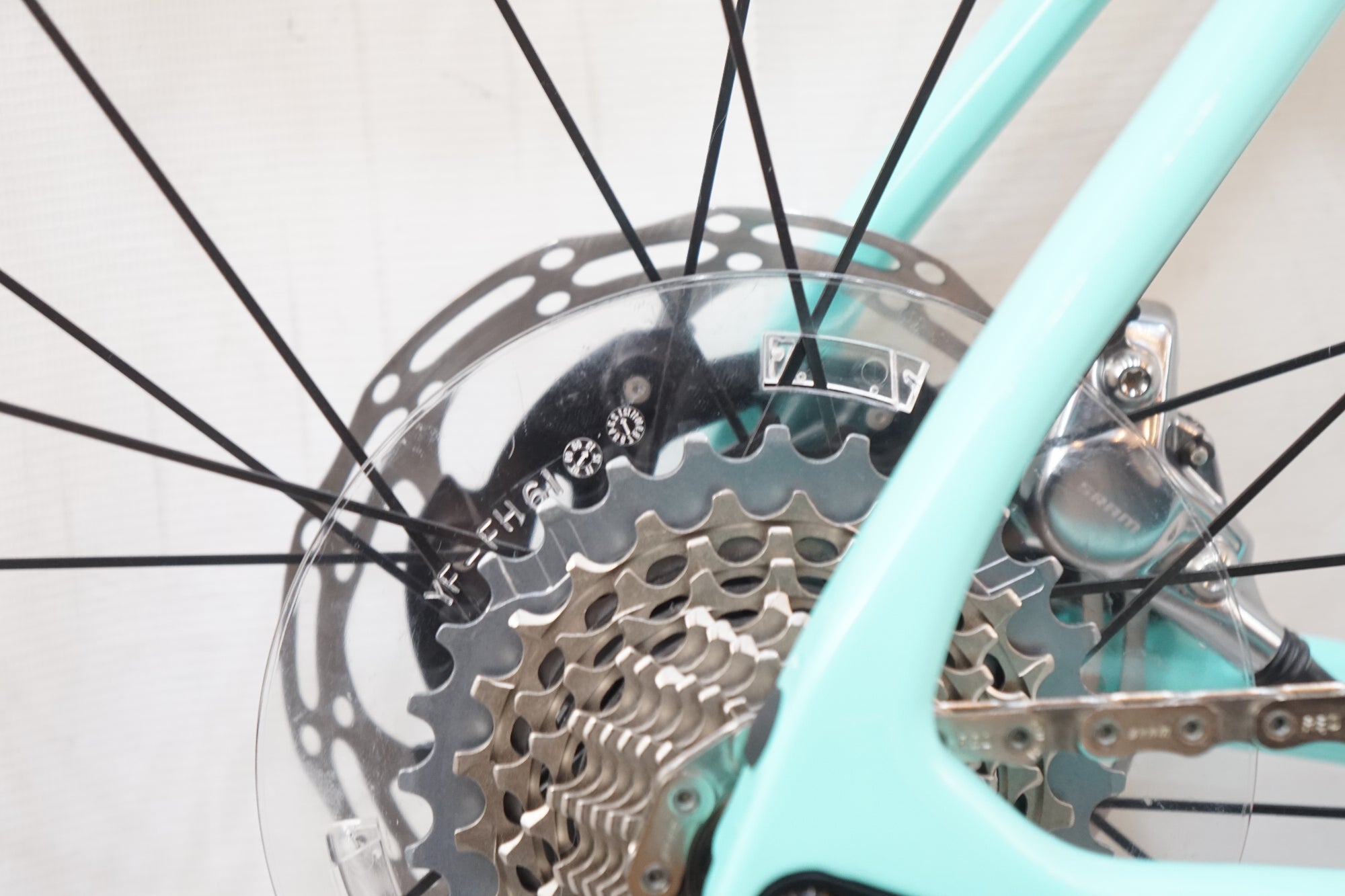 BIANCHI 「ビアンキ」 SPECIALISSIMA DISC 2022年モデル ロードバイク