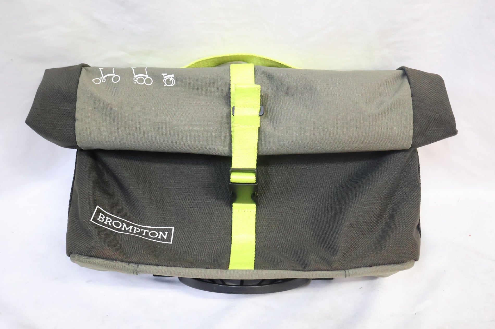 BROMPTON 「ブロンプトン」 ROLL TOP BAG フロントバッグ / 高知店