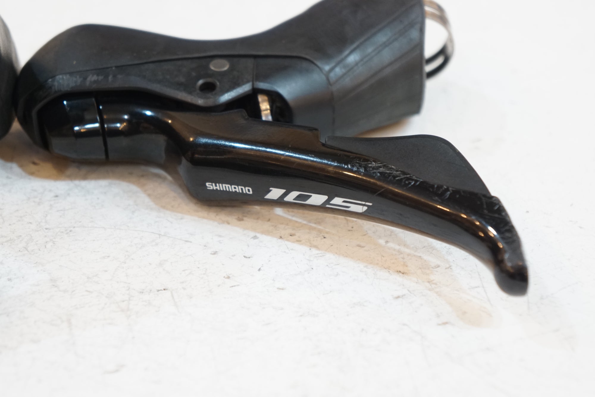 SHIMANO 「シマノ」 105 ST-R7020 デュアルコントロールレバー