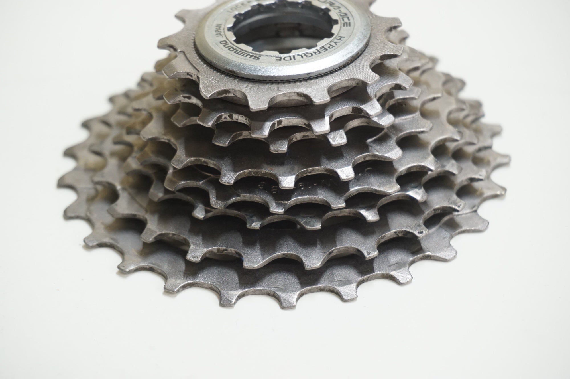 SHIMANO DURA-ACE CS-7401 8速スプロケット SHIMANO 「シマノ」 DURA-ACE CS-7401 13-26T スプロケット / 大宮店