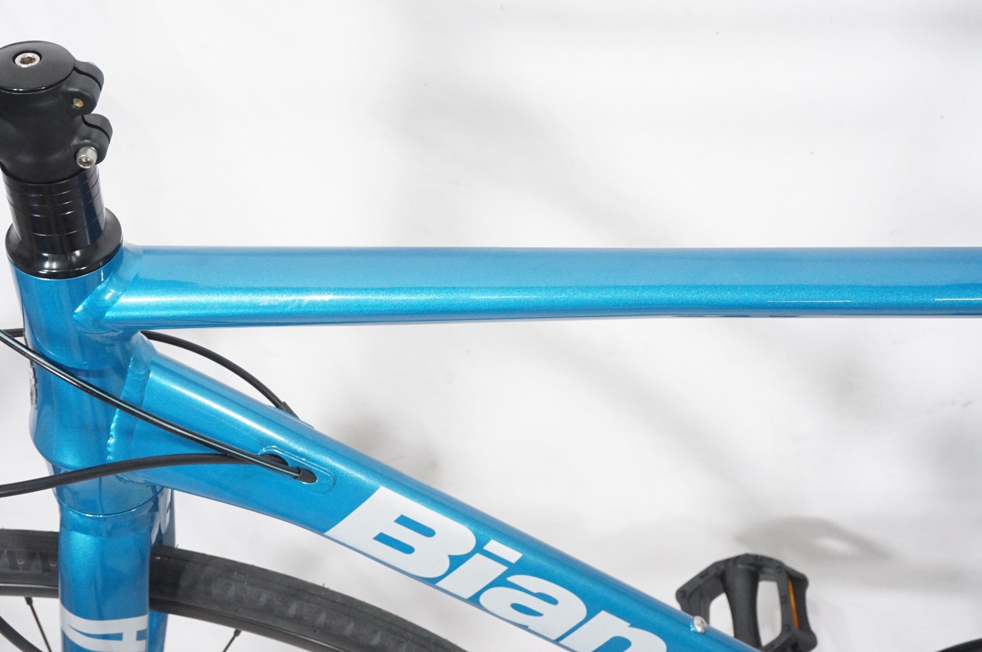 BIANCHI 「ビアンキ」 ROMA3 DISC 2022年モデル クロスバイク / AKIBA店