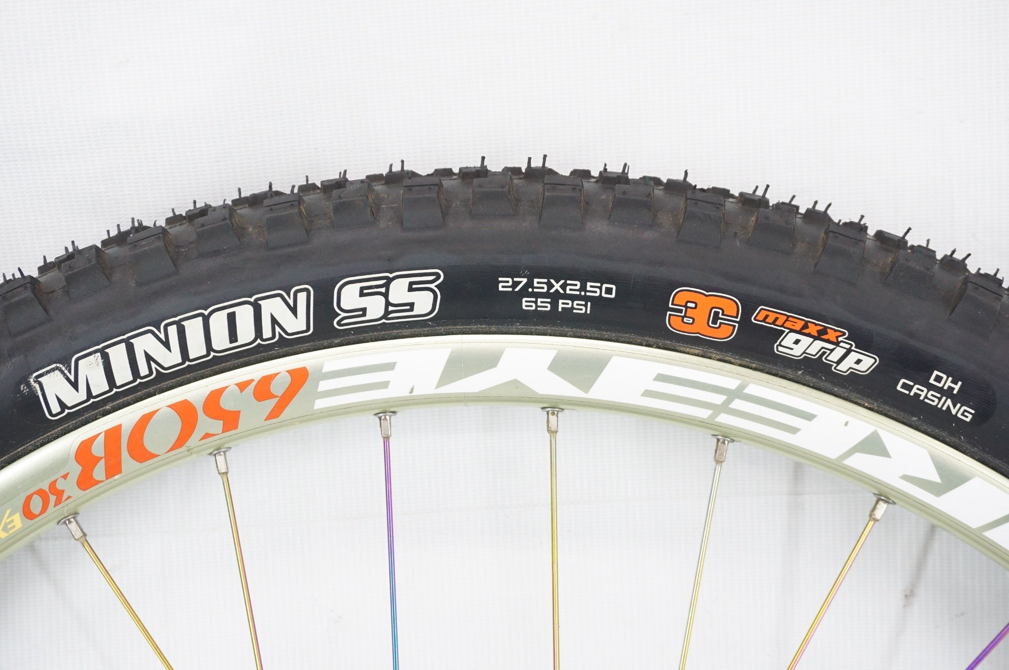 FIREEYE 「ファイヤーアイ」 EXCELERANT 650B リム&ハブ フロントホイール / 阪急塚口店