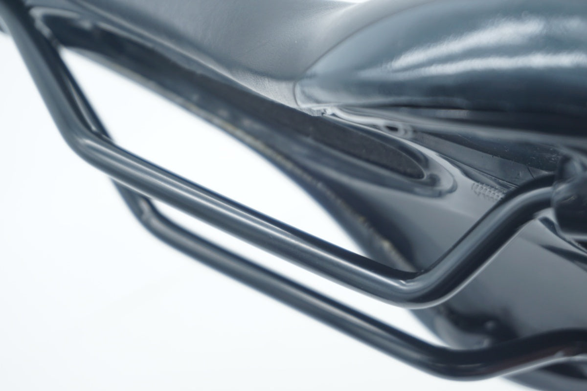 VELO 「ベロ」 サドル / 滋賀大津店