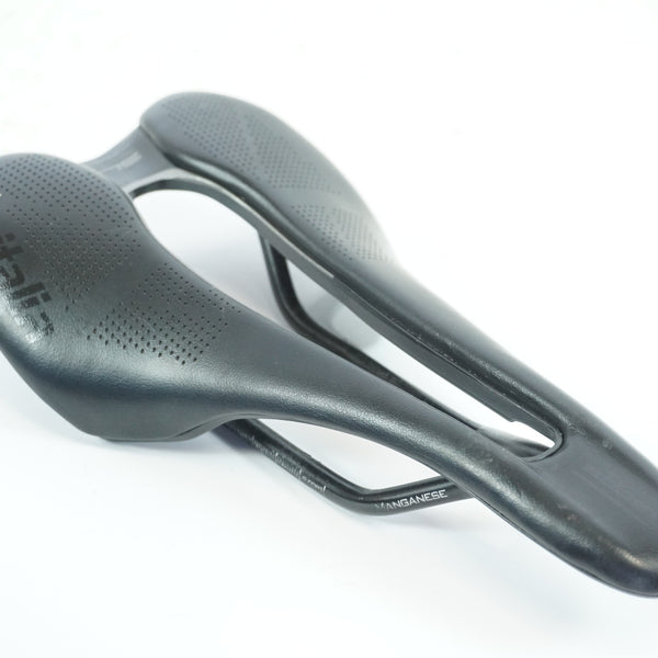 SELLE ITALIA 「セライタリア」 SLR SLR BOOST サドル / 宇都宮店