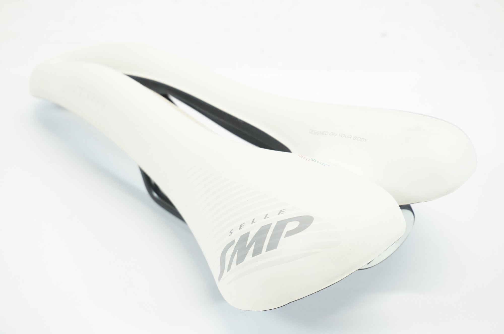 SELLE SMP EXTRA 「セラエスエムピー」 サドル / 宇都宮店