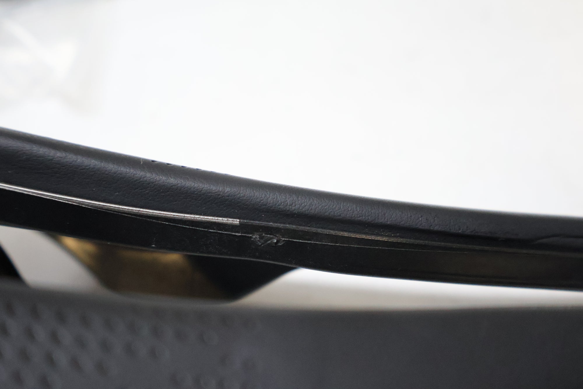 SELLE ITALIA 「セライタリア」 SLR BOOST SUPERFLOW S サドル / 高知店