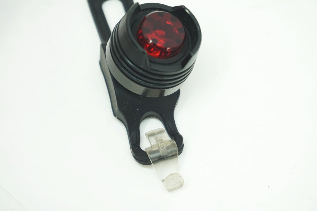 DUSON 「ドゥサン」 RUBY DIAMOND リアライト / 大阪美原北インター店