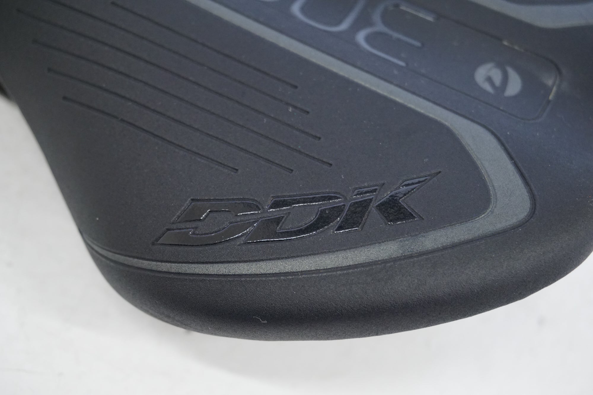 DDK 「ディーディーケー」 300K サドル / 浜松店