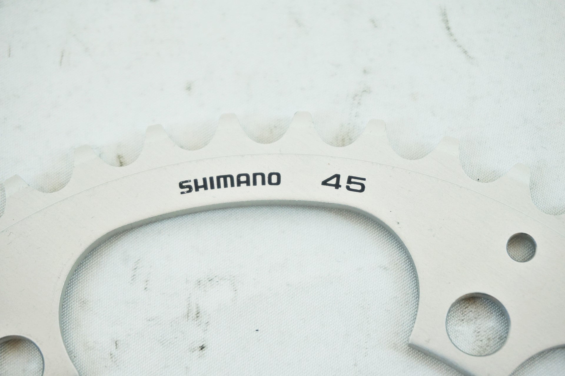 SHIMANO 「シマノ」 チェーンガード 45T チェーンリングセット / 有明ガーデン店