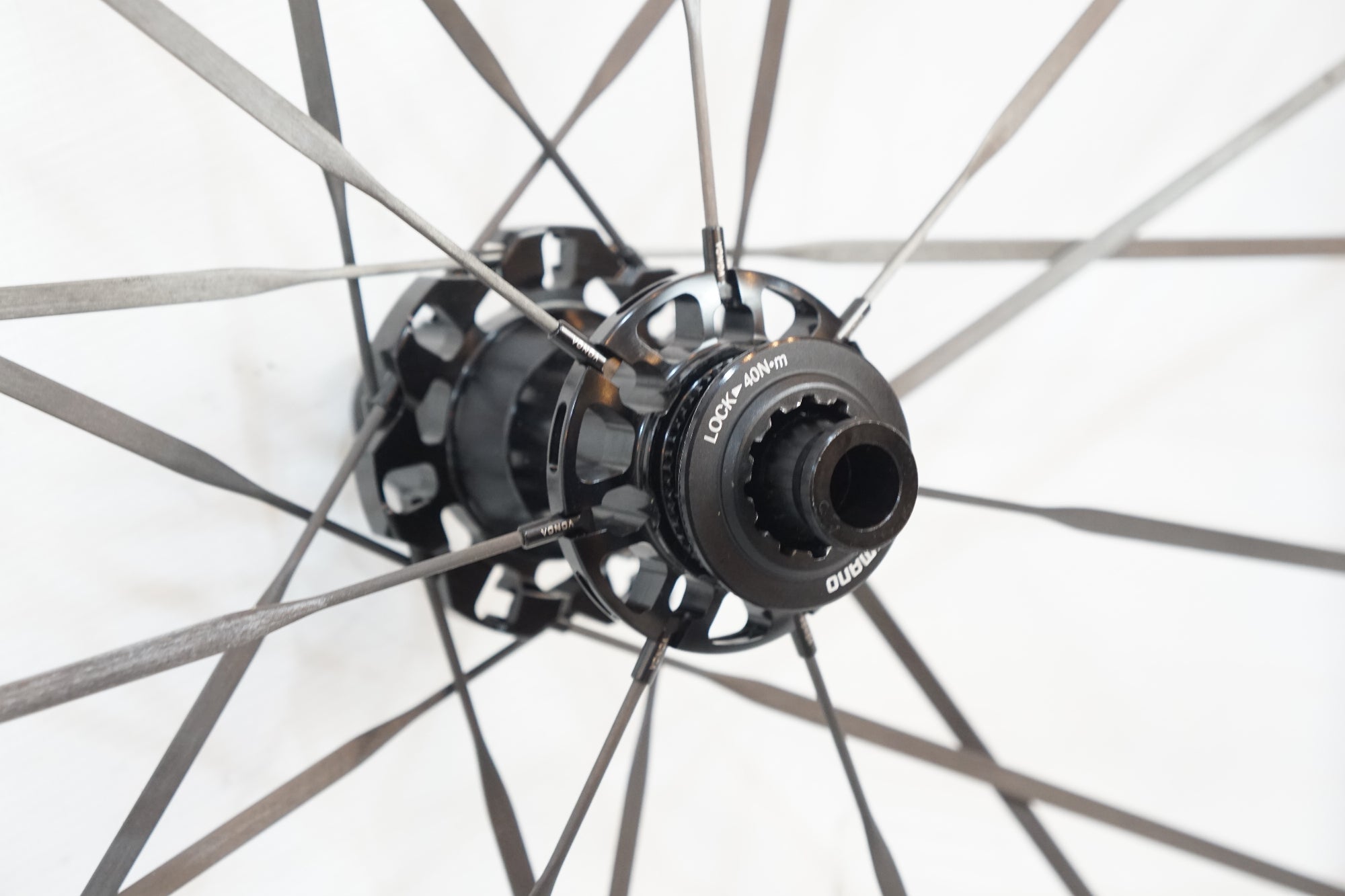 LUN 「ルン」 HYPER D45 シマノ11速 ホイールセット