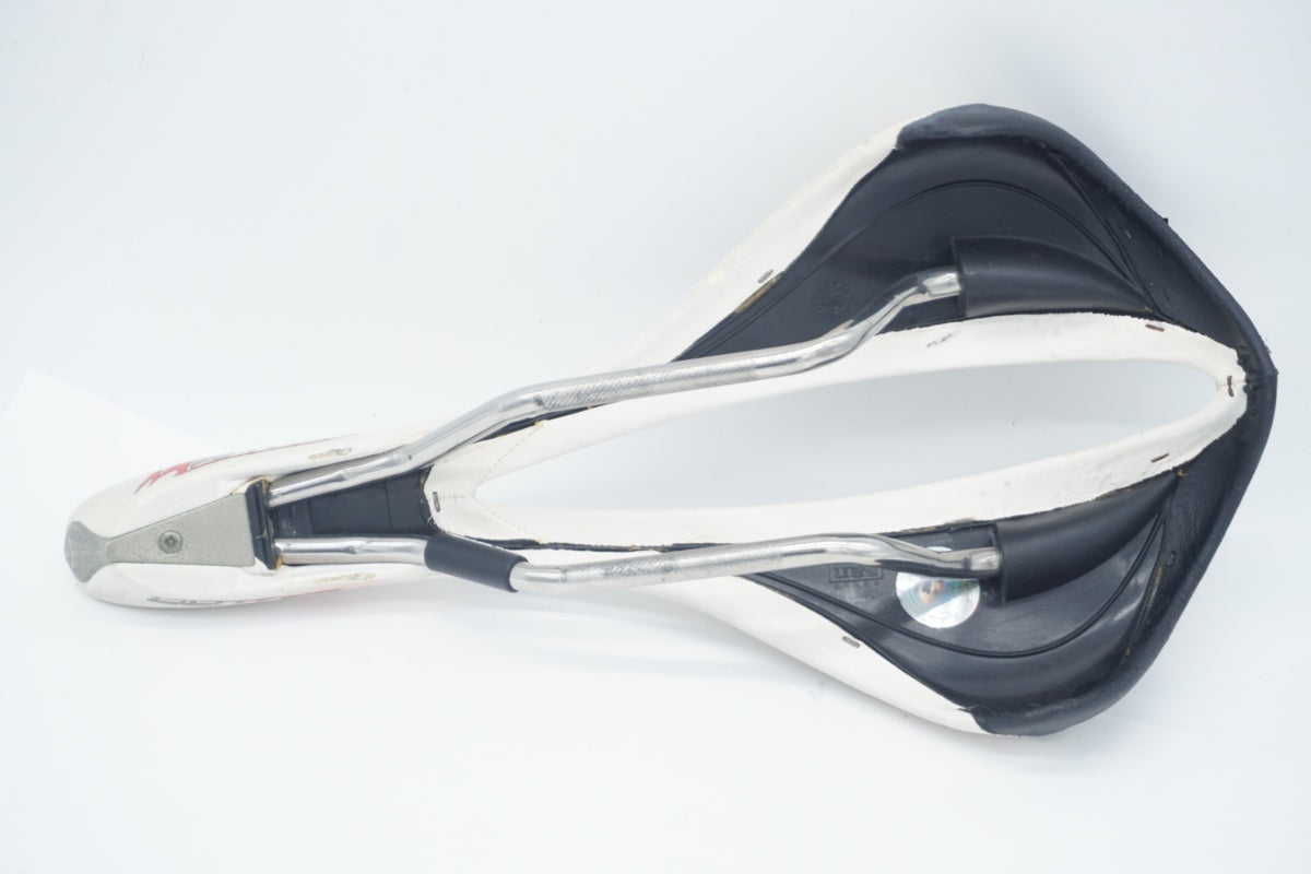 Selle San Marco Mantra サドル　Wide　正規品 Amazon | selle sanmarco(セラ サンマルコ) マントラ レーシング