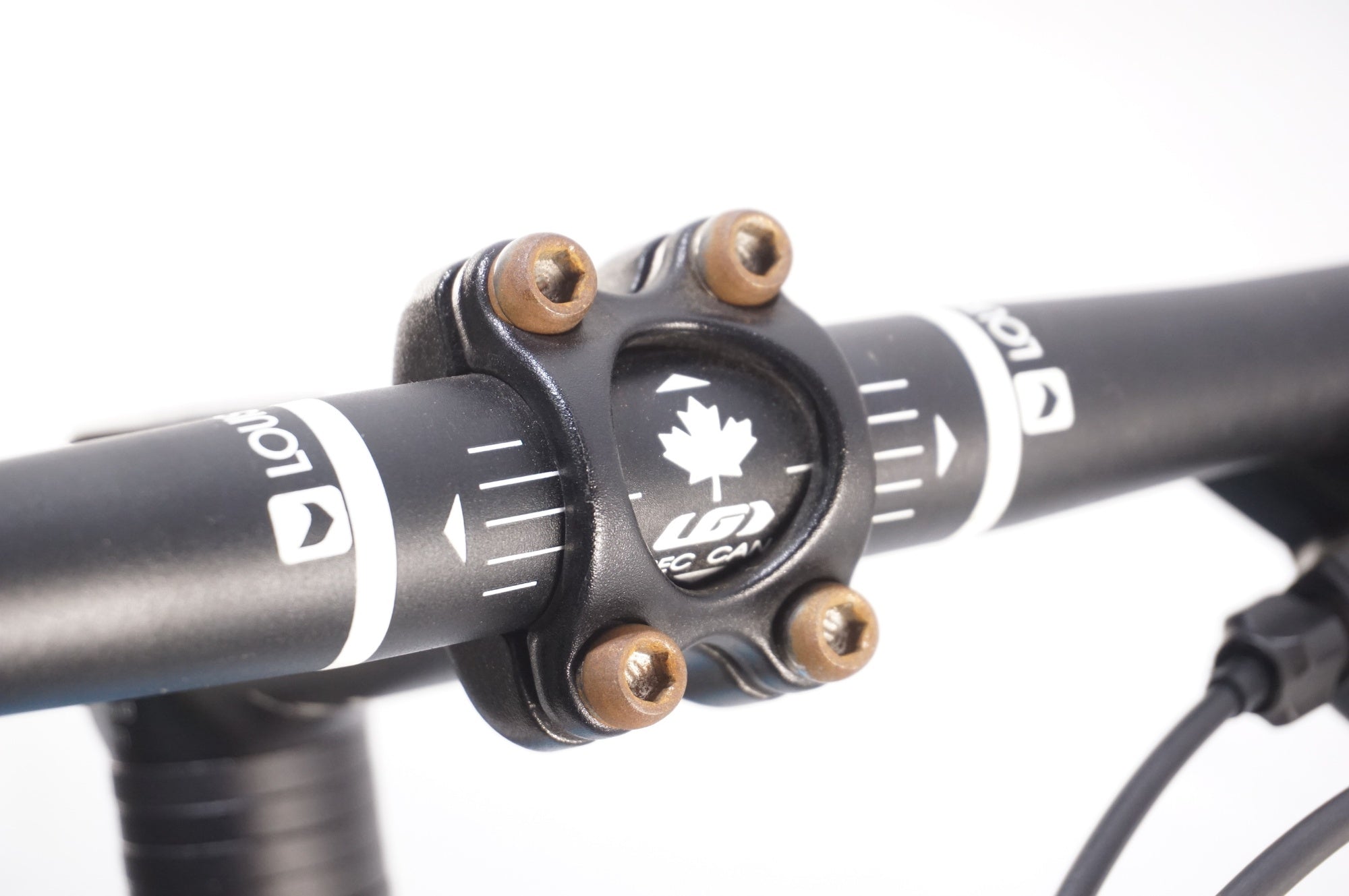 LOUIS GARNEAU 「ルイガノ」 LGS-CHASSE 2016年モデル クロスバイク / 中目黒店