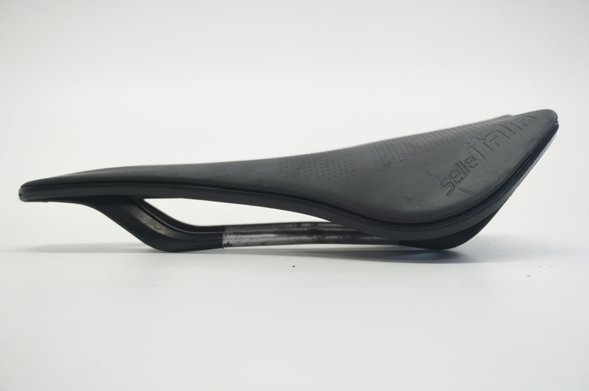 SELLE ITALIA 「セラ イタリア」 BOOST サドル / 福岡店