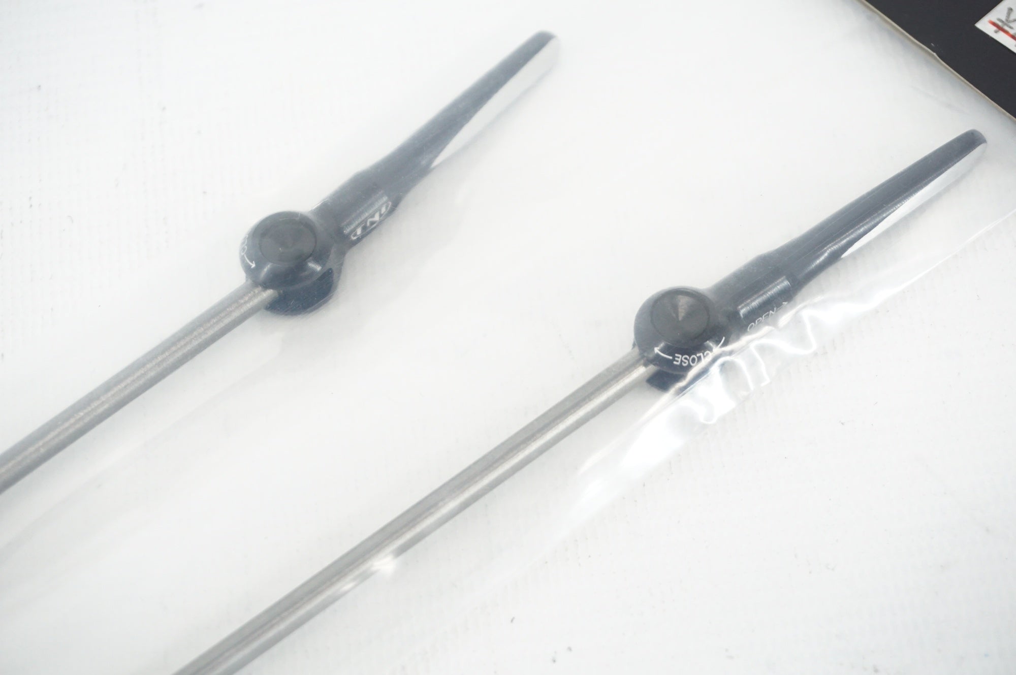 TNI 「ティーエヌアイ」 SHAVED 100/130mm クイックレバー / 阪急塚口店