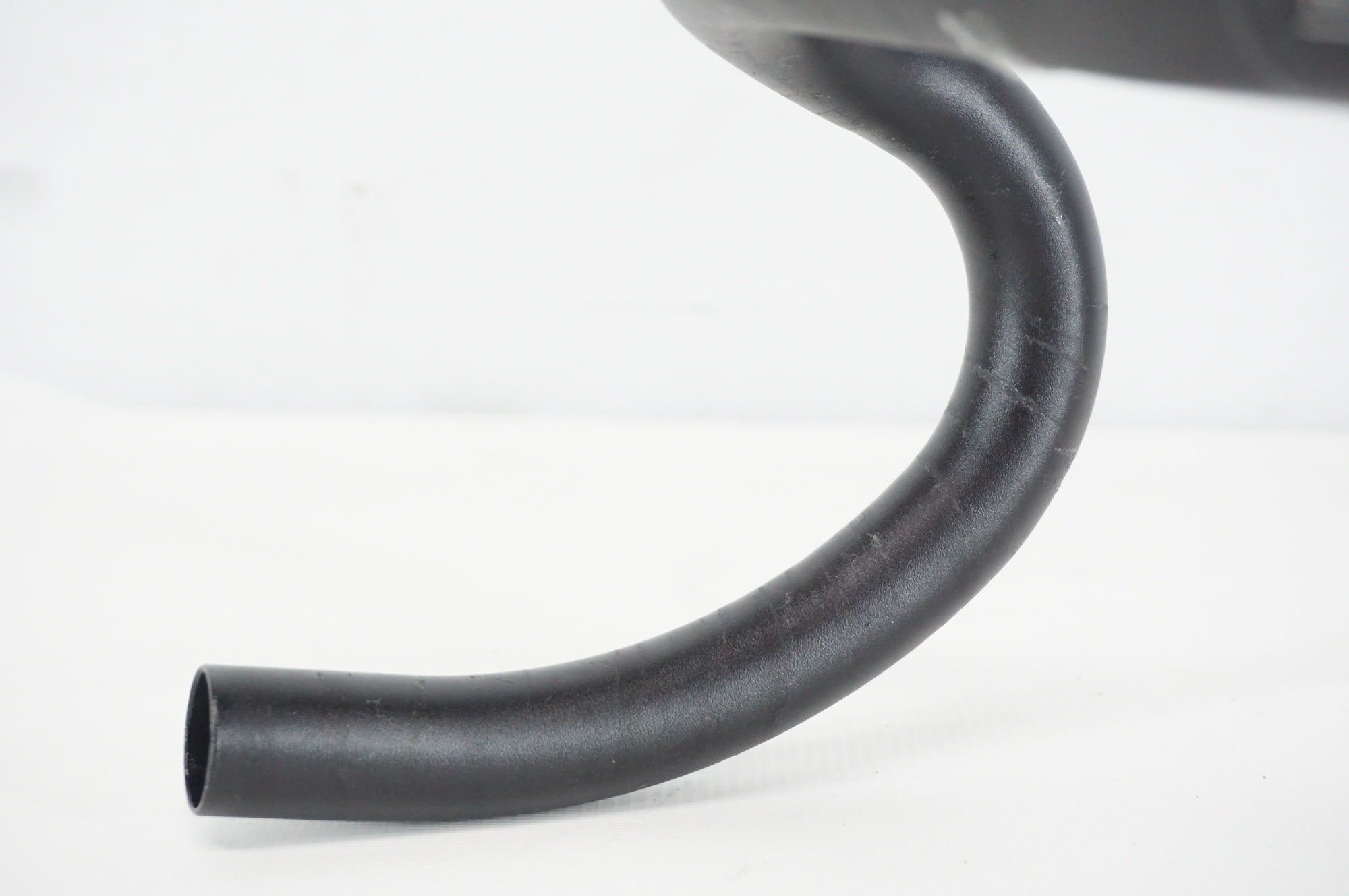 SYNCROS 「シンクロス」 RR2.0 φ31.8 400mm ハンドル / 阪急塚口店