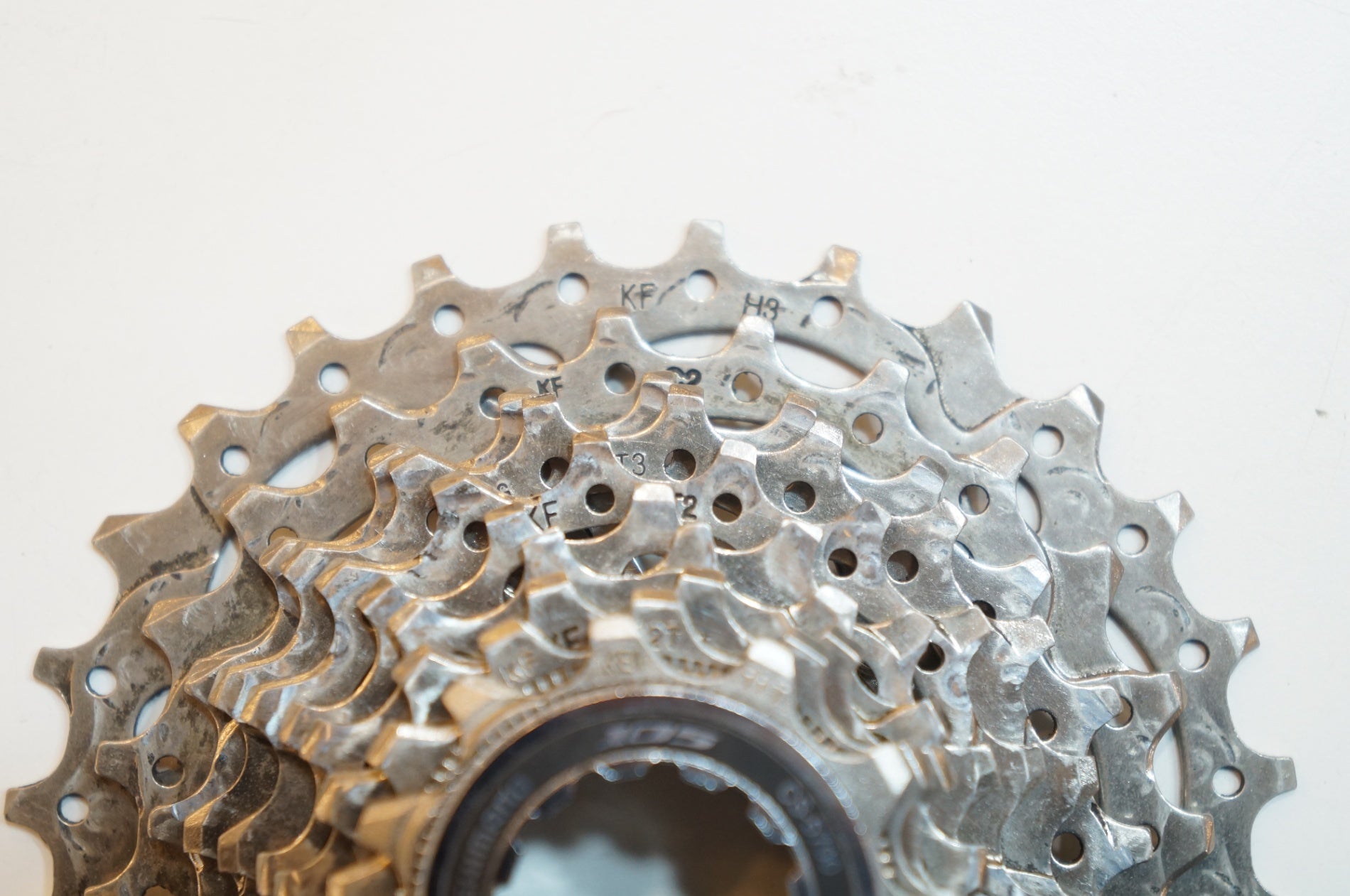 SHIMANO 「シマノ」 105 CS-5700 11-28T スプロケット / バイチャリ浦和ベース