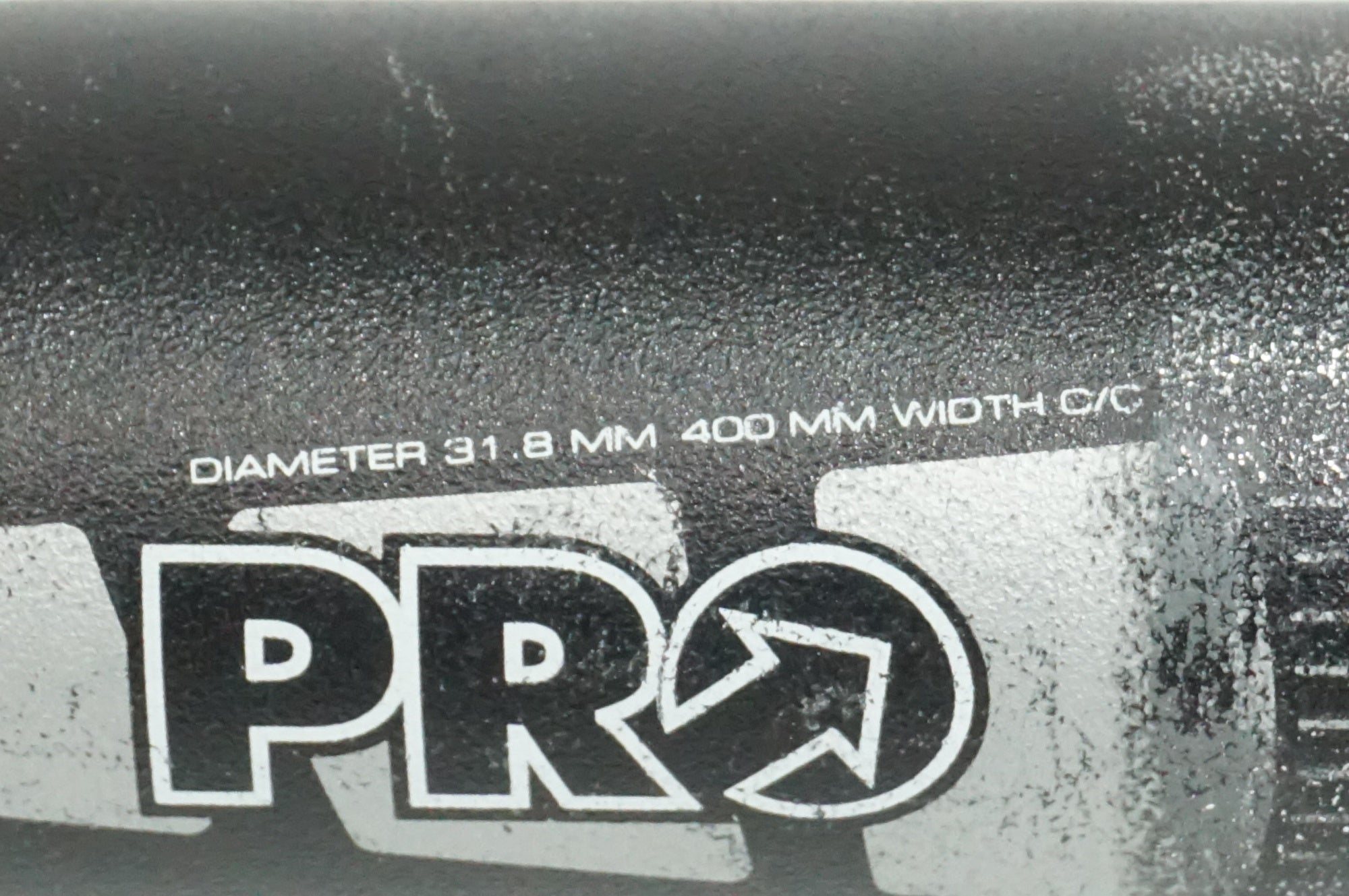PRO 「プロ」 PLT φ31.8 400mm ハンドル / 大宮店
