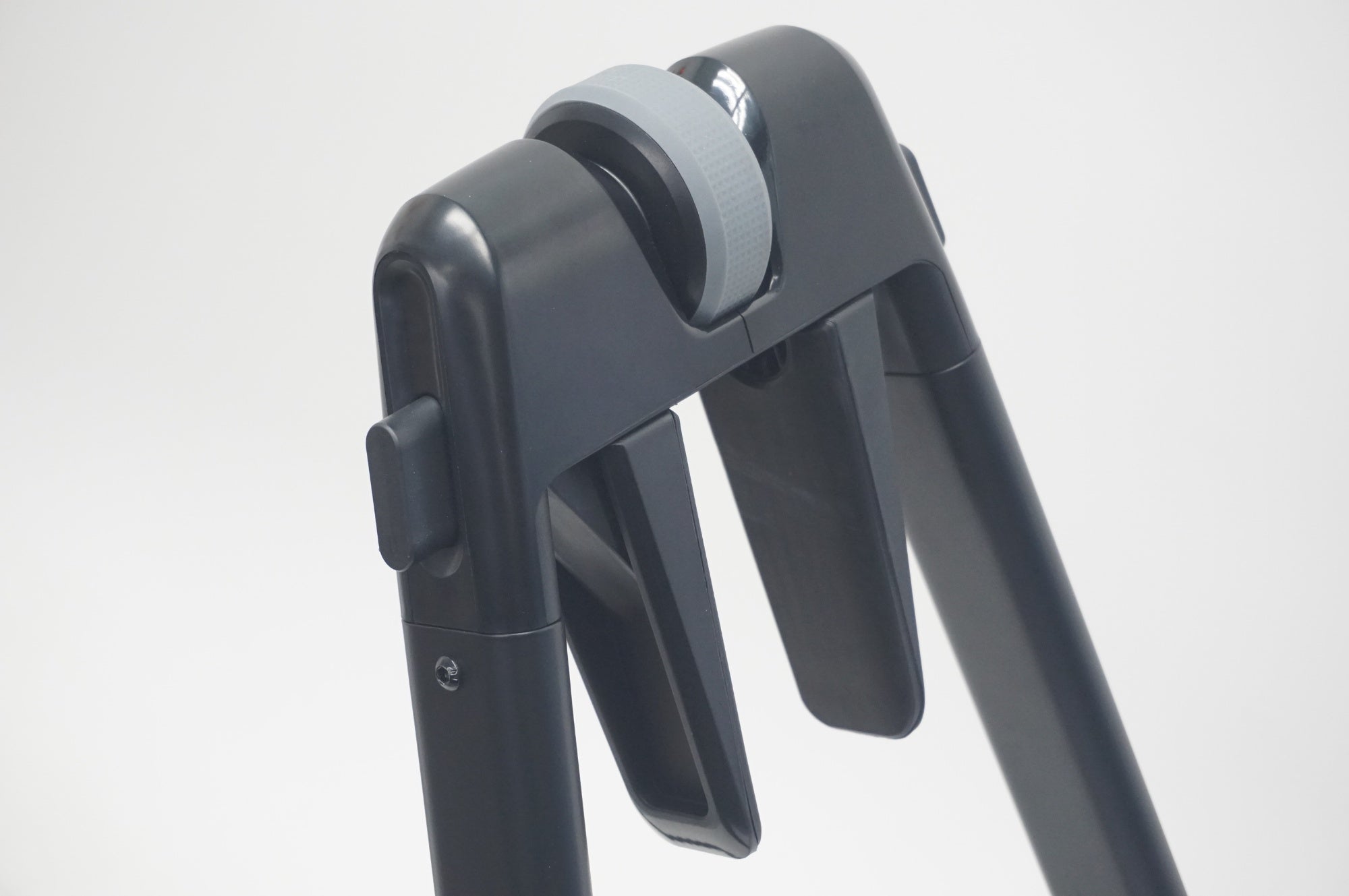 WAHOO 「ワフー」 KICKR ROLLR スマートローラー / 福岡店