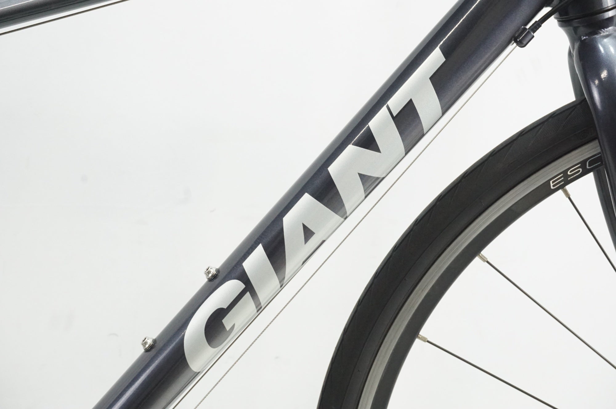 GIANT 「ジャイアント」 ESCAPE R3 2020年モデル クロスバイク / 大宮店