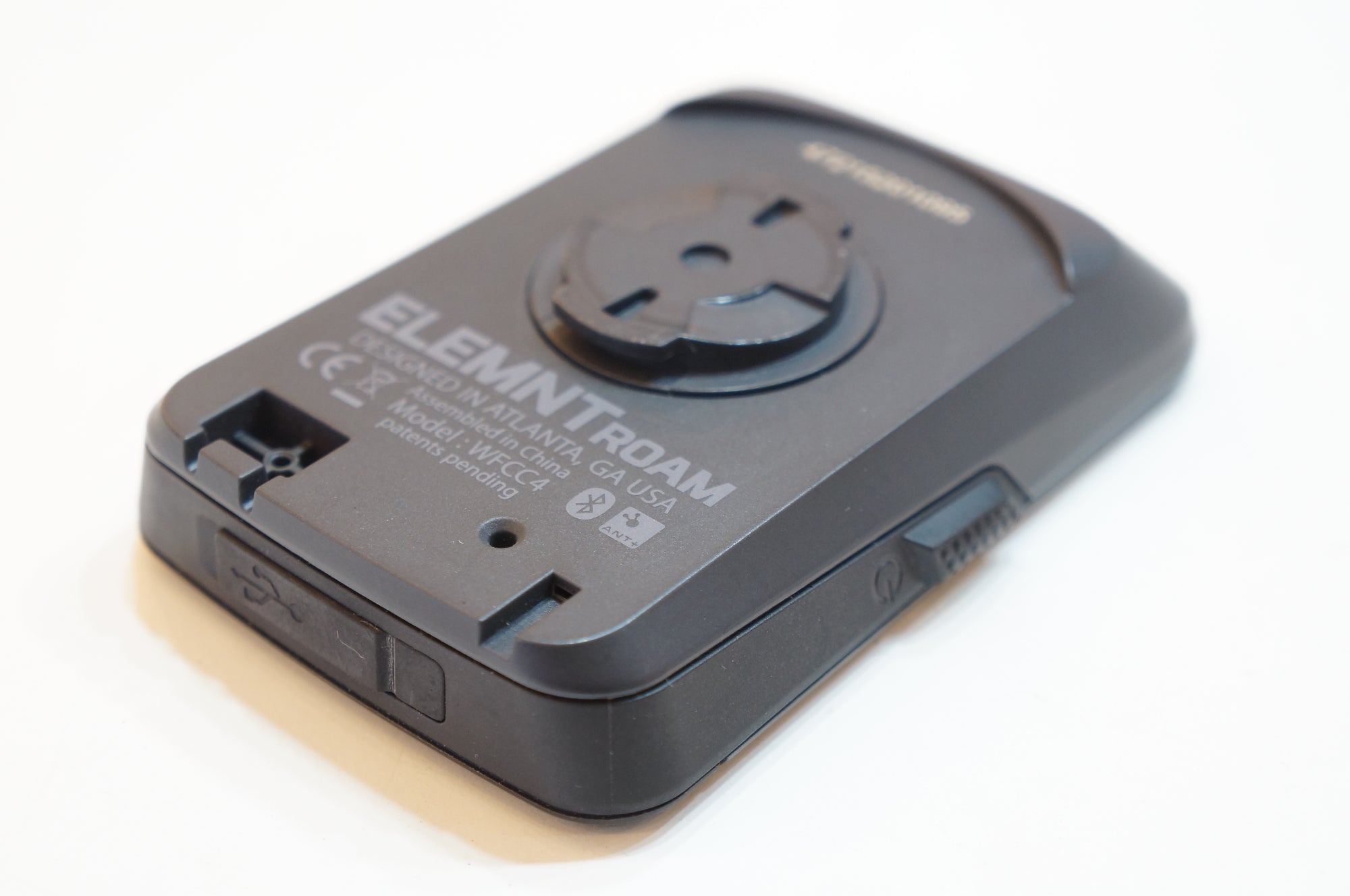 WAHOO 「ワフー」 ELEMNT ROAM WFCC4 サイクルコンピューター / バイチャリ浦和ベース