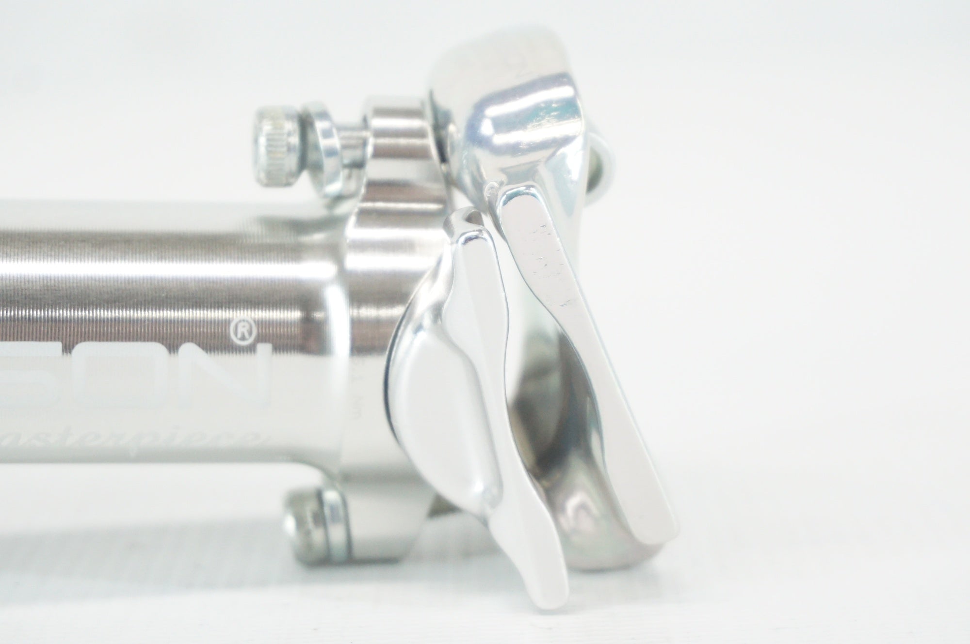 THOMSON 「トムソン」 MASTERPIECE SETBACK Φ27.2 330mm シートポスト / 阪急塚口店