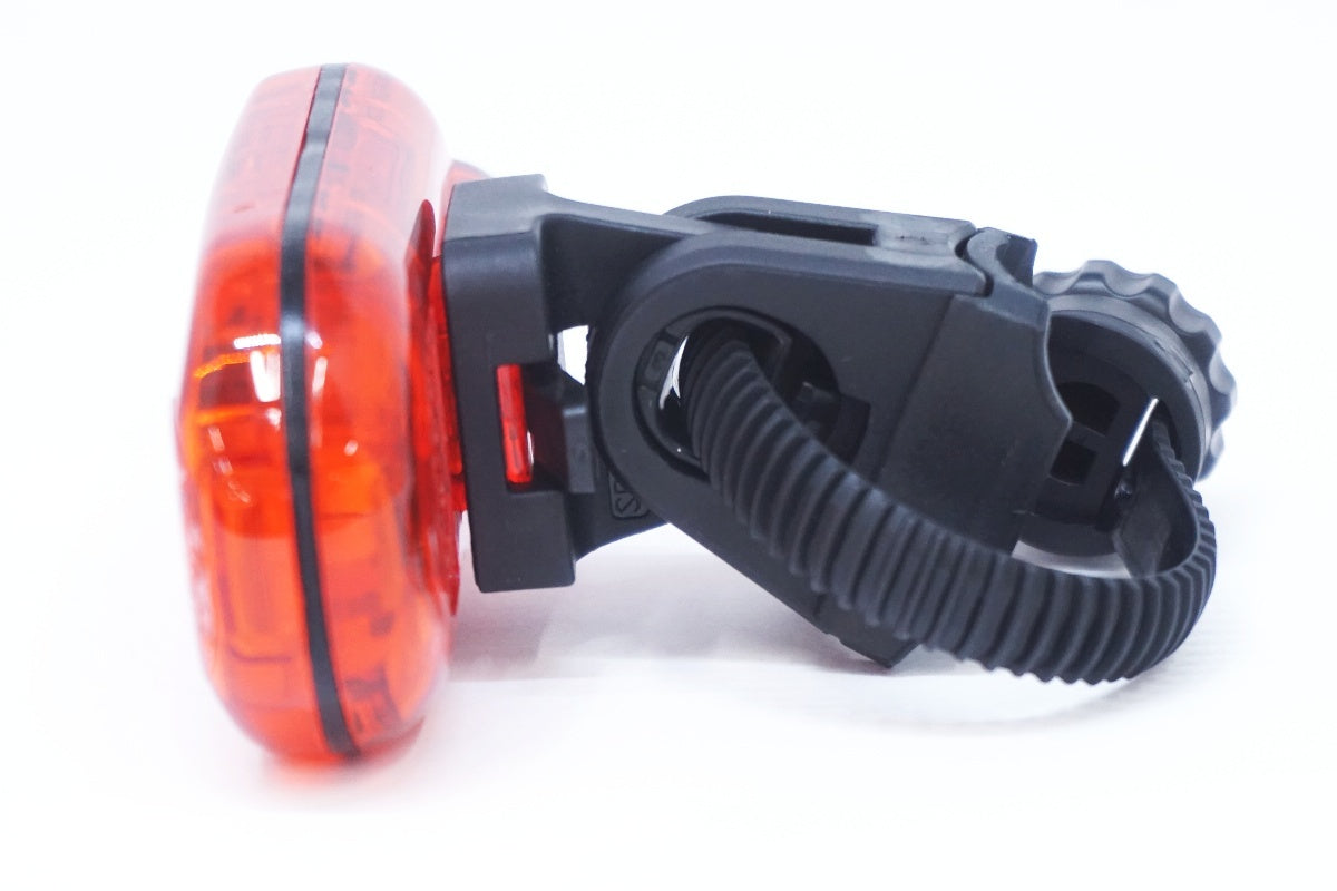 CATEYE 「キャットアイ」 TL-LD155 リアライト / 大阪美原北インター店